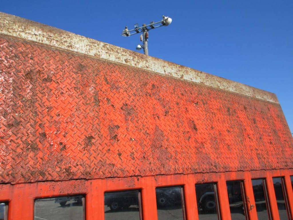 リヤ周りにキズ・サビ・軽いヘコミがあります。|三菱 ファイター LDG-FQ62Fの写真46