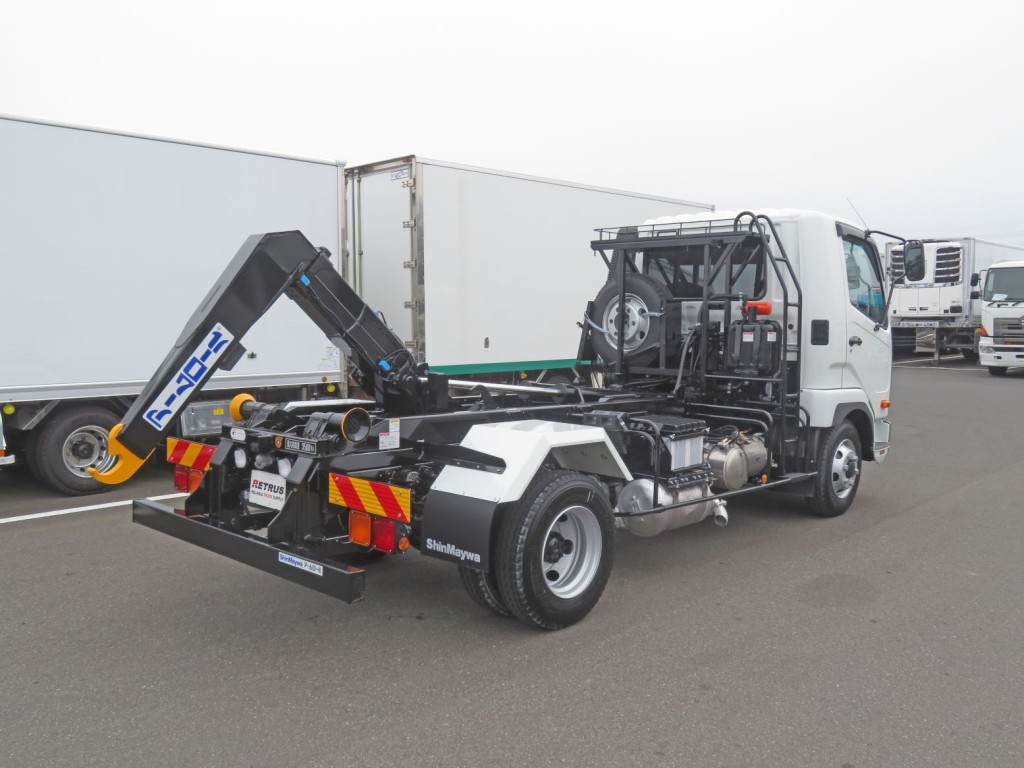 三菱 ファイター 2KG-FK72F(2WD)の写真4