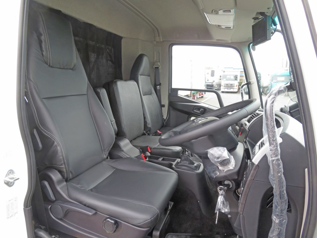 三菱 ファイター 2KG-FK72F(2WD)の写真6