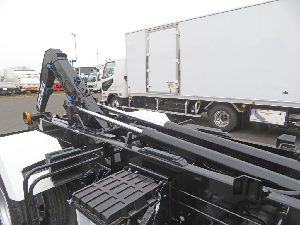 三菱 ファイター 2KG-FK72F(2WD)の写真7