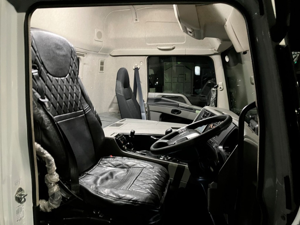 三菱 スーパーグレート 2PG-FV70HXの写真5