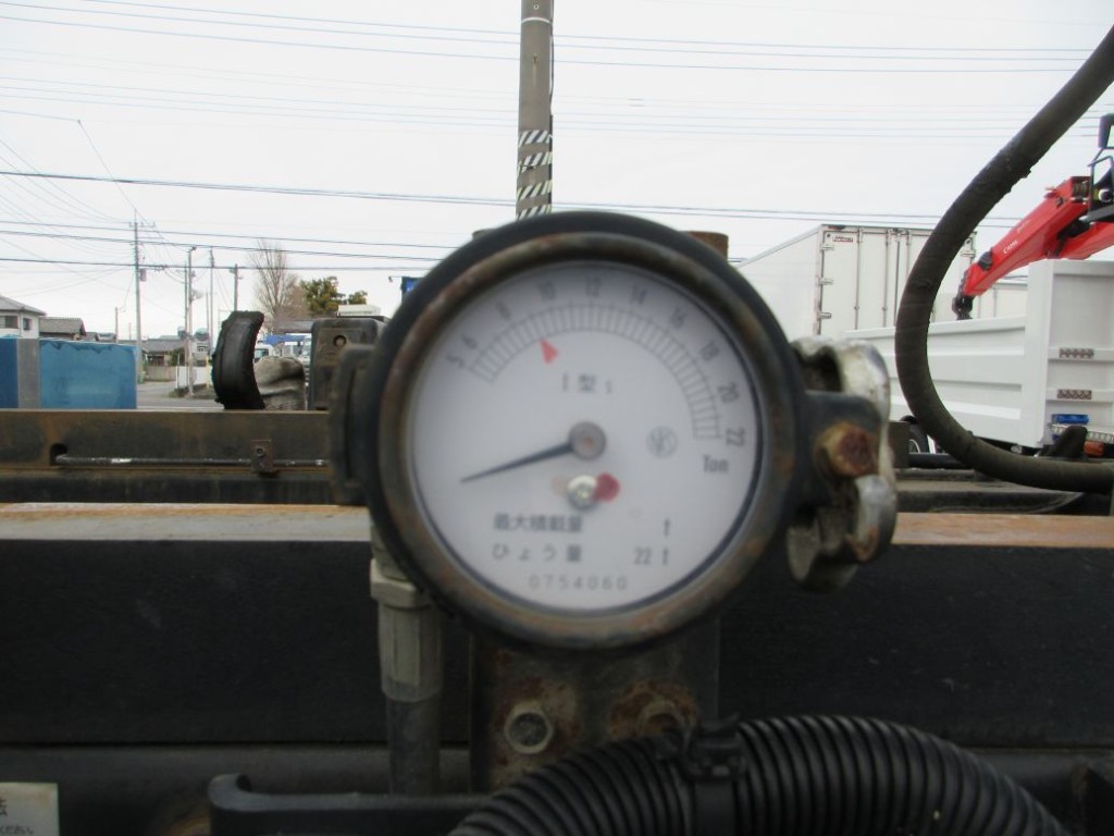 自重計の状態です。|三菱 スーパーグレート 2PG-FV70HXの写真11