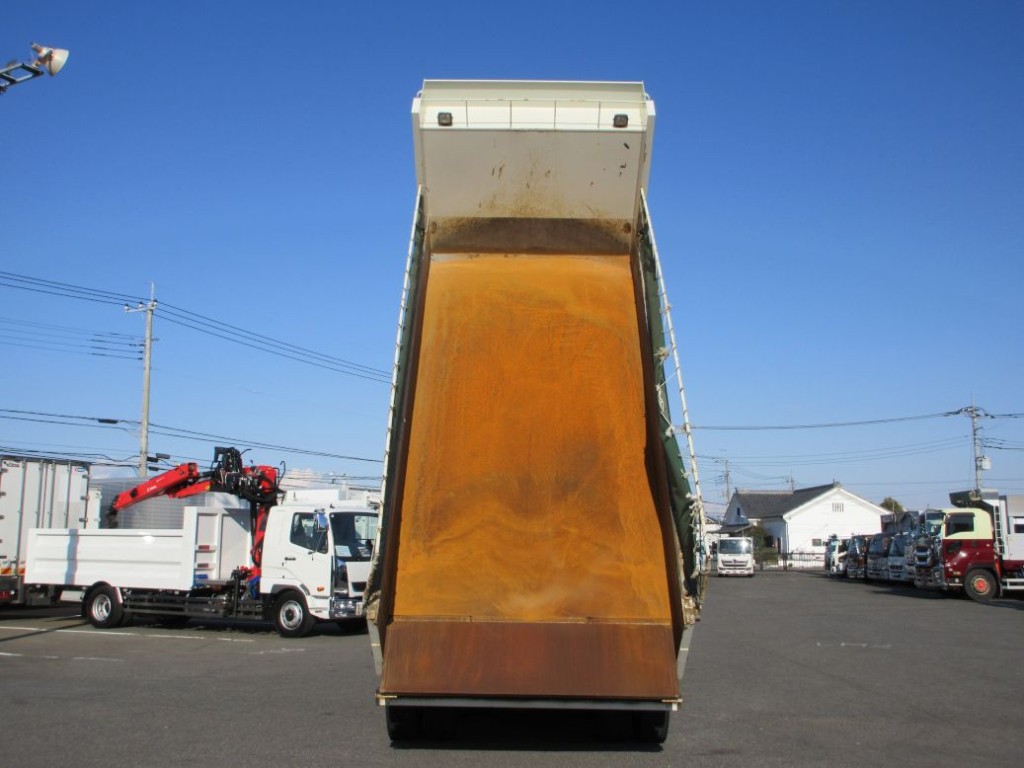 荷台全体の状態です。|いすゞ ギガ 2PG-CXZ77CTの写真7