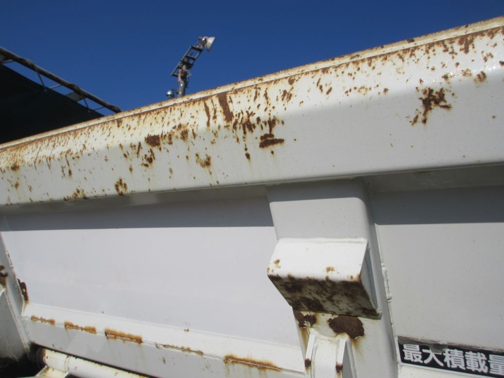 ゲートにキズ・サビ・ヘコミがあります。|いすゞ ギガ 2PG-CXZ77CTの写真36