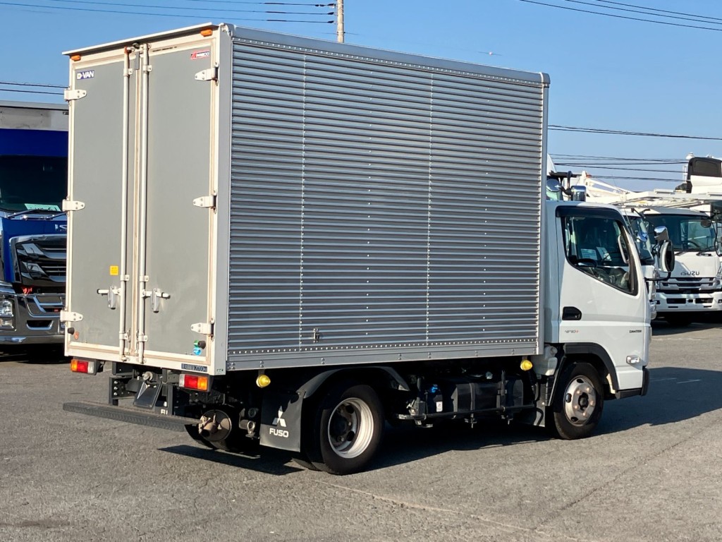 三菱 キャンター 2RG-FBA20(2WD)の写真4