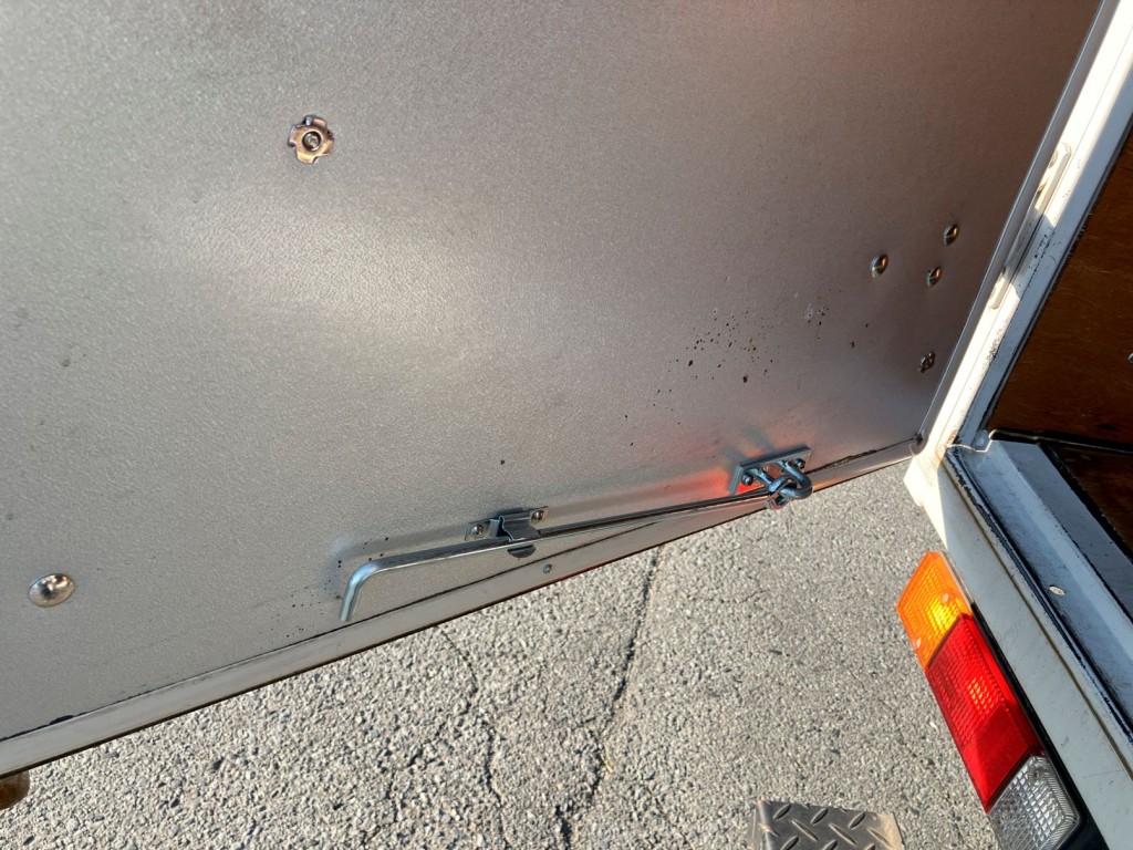 三菱 キャンター 2RG-FBA20(2WD)の写真9