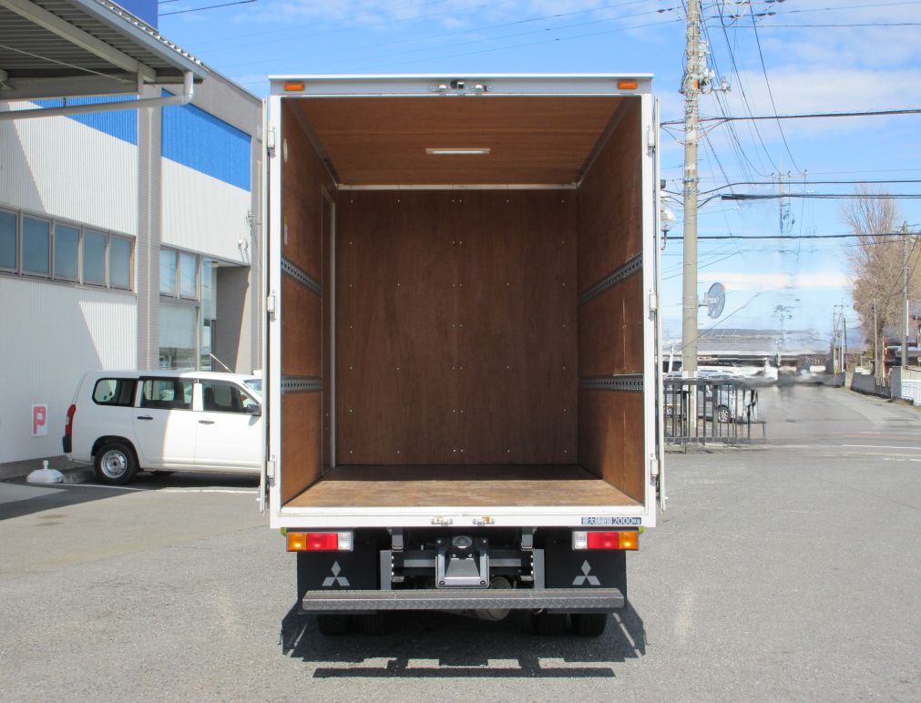荷台全体の状態です。|三菱 キャンター 2RG-FBA20(2WD)の写真9