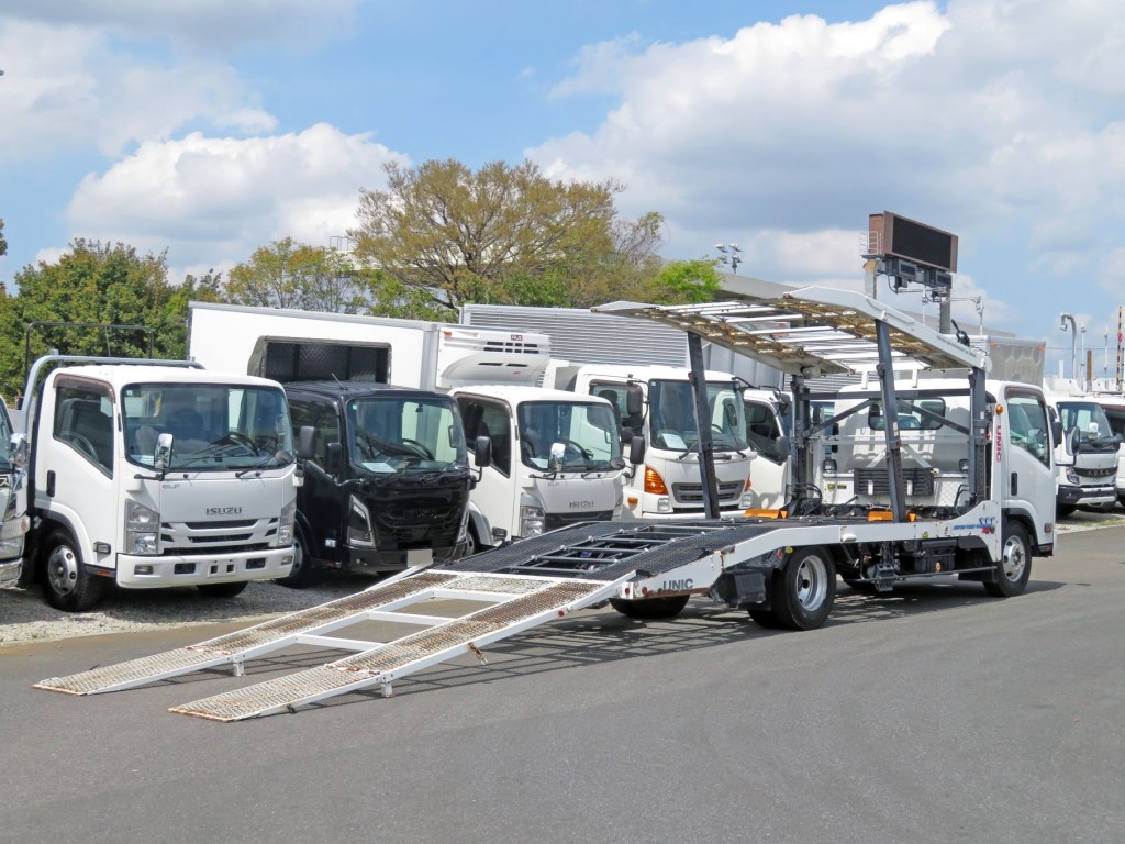 いすゞ エルフ TKG-NPR85YN(2WD)の写真4