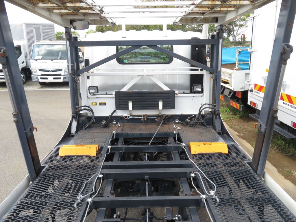 いすゞ エルフ TKG-NPR85YN(2WD)の写真8