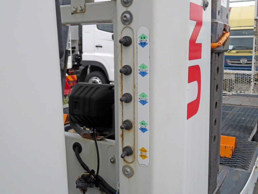 いすゞ エルフ TKG-NPR85YN(2WD)の写真16