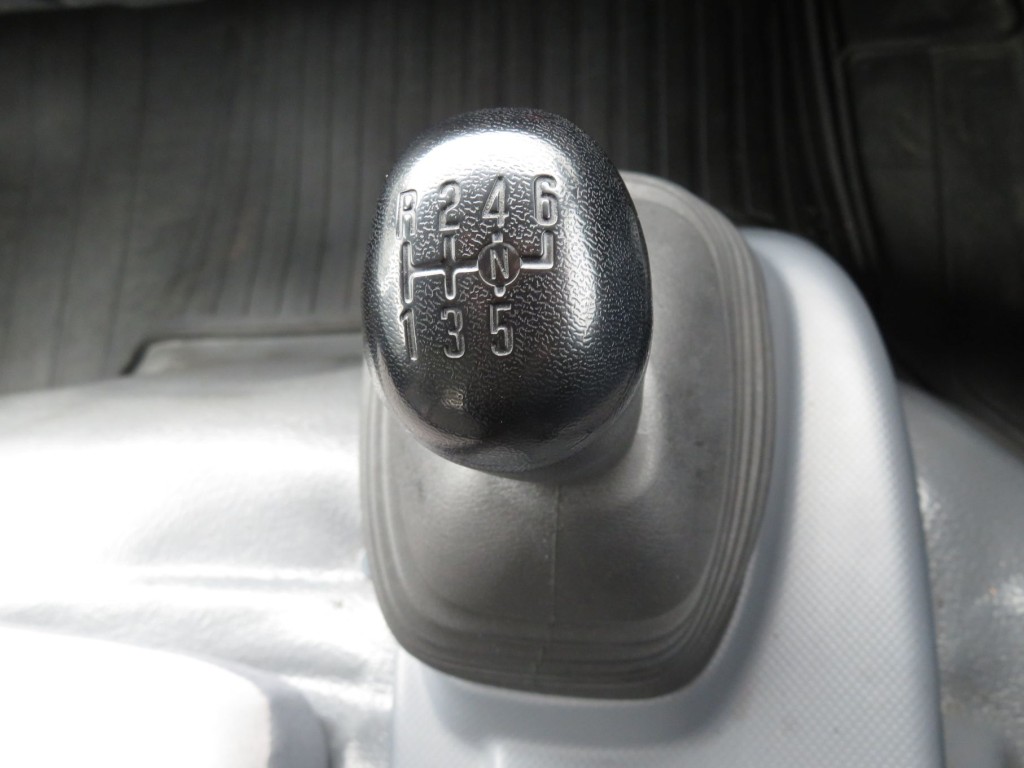 いすゞ エルフ TKG-NPR85YN(2WD)の写真28