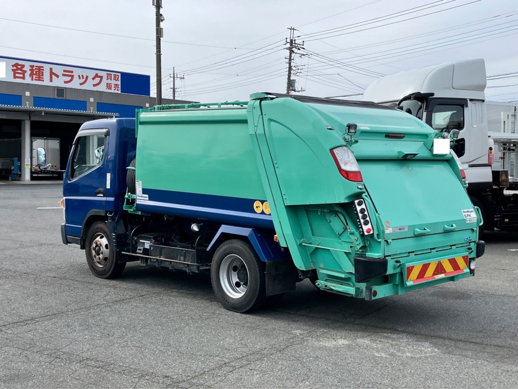 三菱 キャンター 2PG-FEB90(2WD)の写真3