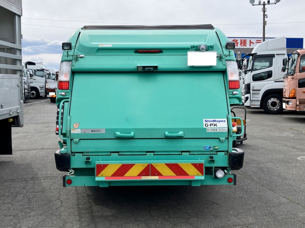 三菱 キャンター 2PG-FEB90(2WD)の写真7