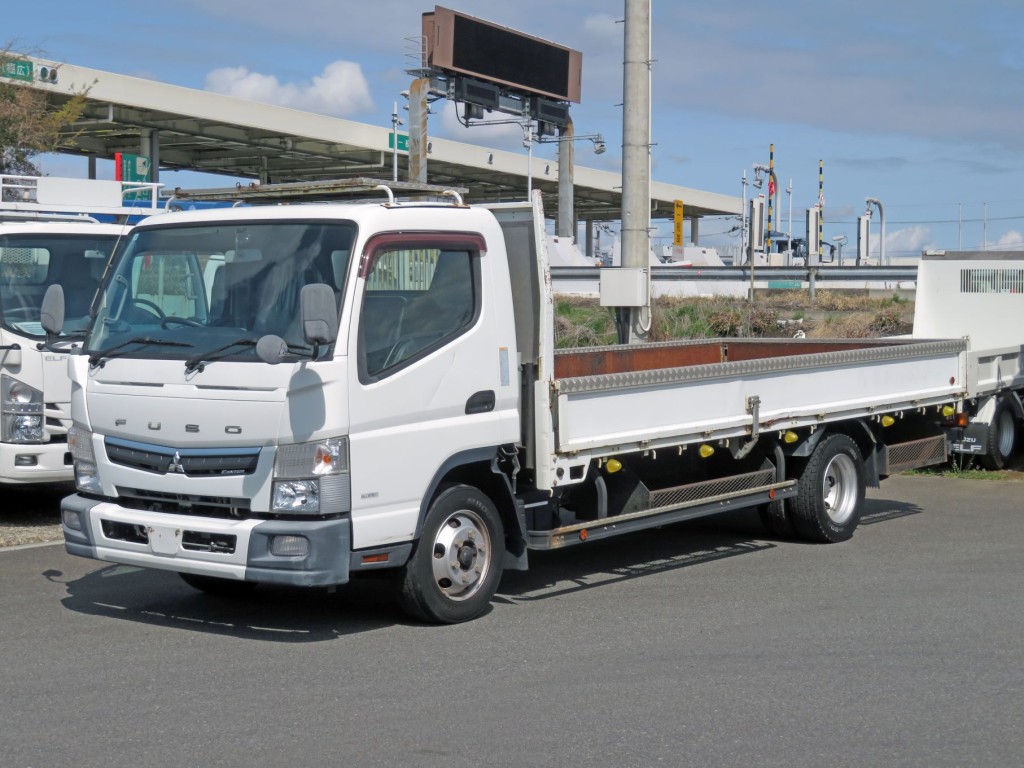 三菱 キャンター 2PG-FEB90(2WD)の写真1