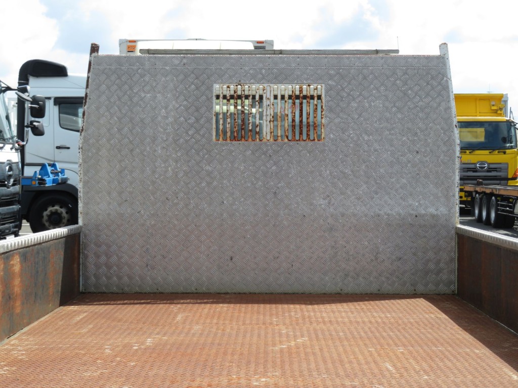 三菱 キャンター 2PG-FEB90(2WD)の写真9