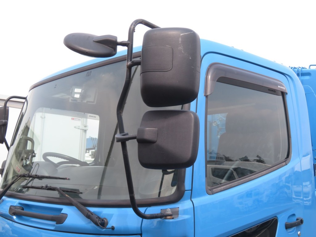 ミラーにキズがあります。|日野 レンジャー QKG-FJ7JGAAの写真34