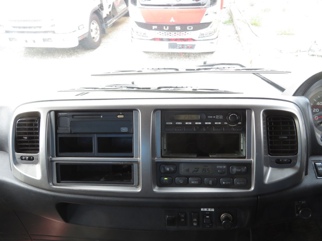 インパネ周りの状態です。|日野 レンジャー TKG-GC7JGAAの写真27