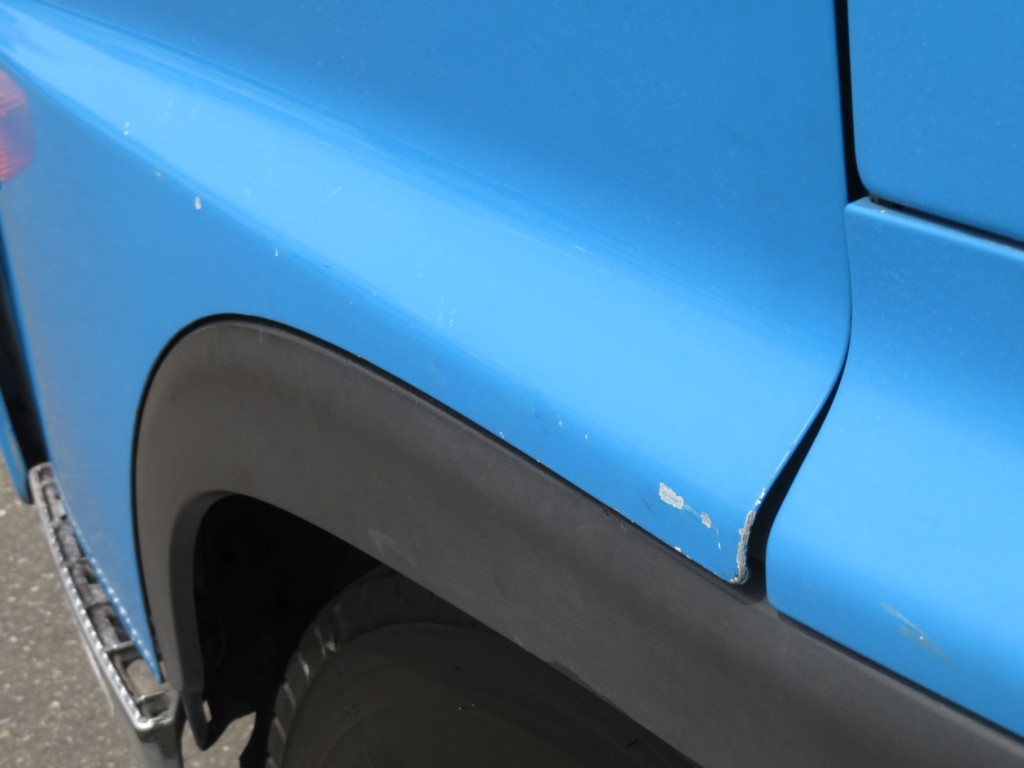 助手席ドア下部にキズがあります。|日野 レンジャー TKG-GC7JGAAの写真33