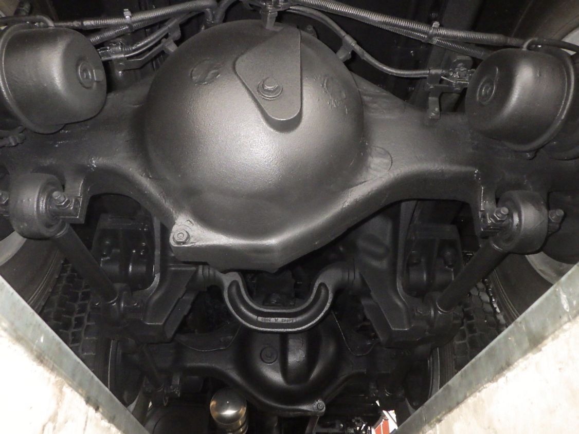 日野 プロフィア 2DG-FS1AHEの写真41