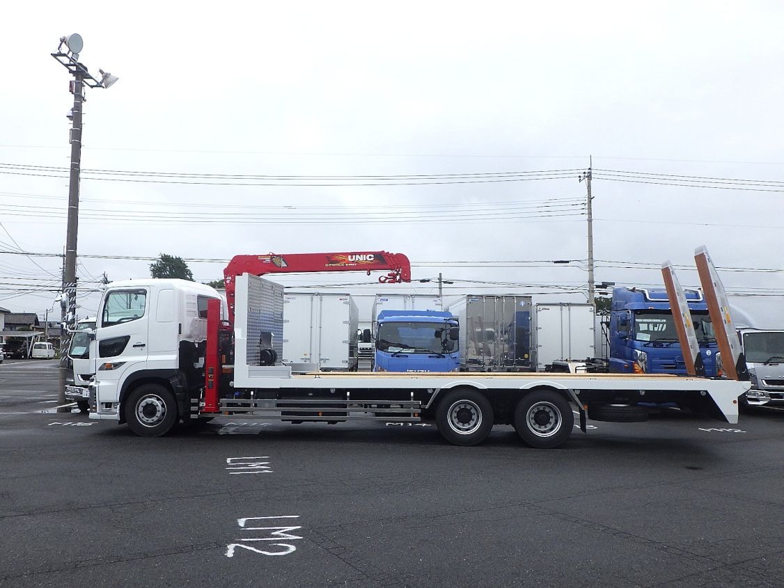 日野 プロフィア 2DG-FS1AHEの写真46
