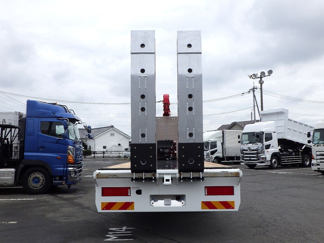 日野 プロフィア 2DG-FS1AHEの写真49