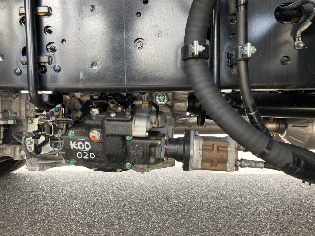 シャーシとPTO周りの状態です。|日野 レンジャー 2KG-FE2ACAの写真12