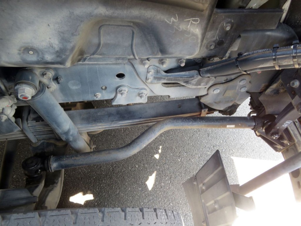 脚廻りにサビがあります。|日野 プロフィア QPG-SH1EDDGの写真40