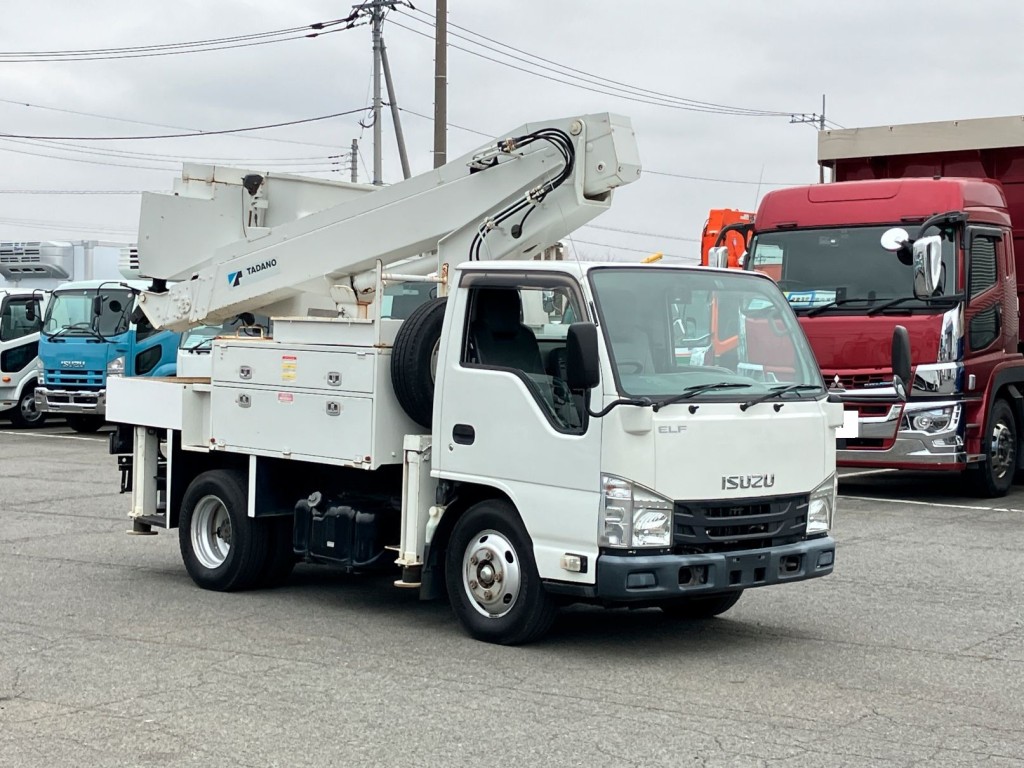 いすゞ エルフ TPG-NKR85AN(2WD)の写真2