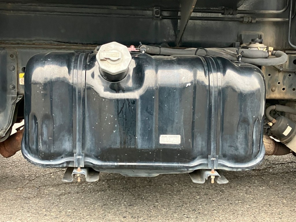 いすゞ エルフ TPG-NKR85AN(2WD)の写真17