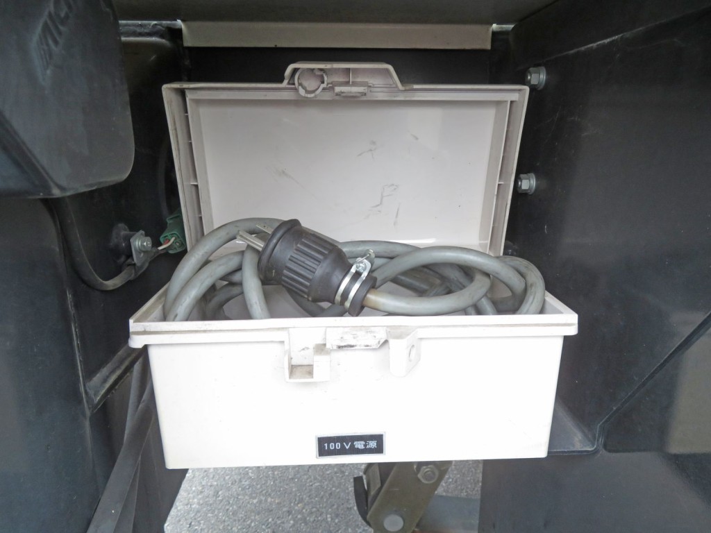 いすゞ エルフ TPG-NKR85AN(2WD)の写真17