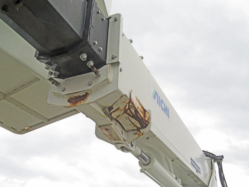 いすゞ エルフ TPG-NKR85AN(2WD)の写真49