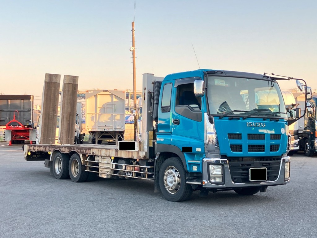 いすゞ ギガ QKG-CYZ77AJの写真2