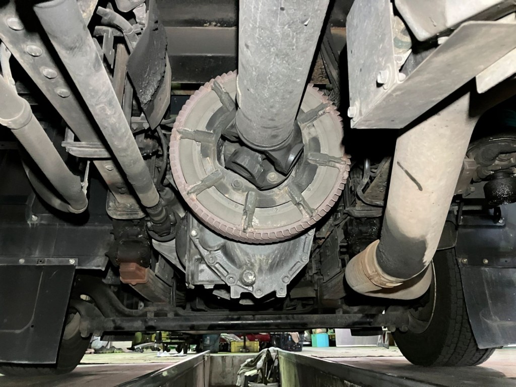 いすゞ ギガ QKG-CYZ77AJの写真31