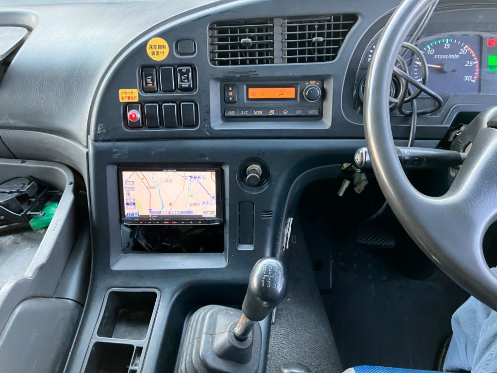 いすゞ ギガ QKG-CYZ77AJの写真32