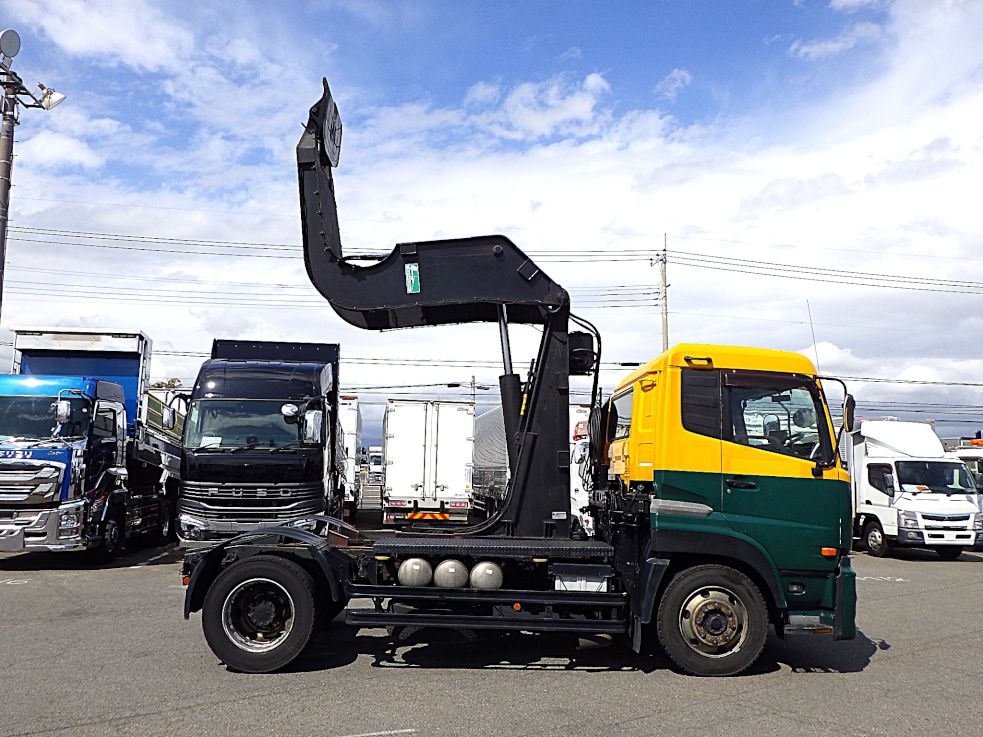 カプラを上限までに上げた状態です。|ニッサンディーゼル クオン PKG-GK4XLE改の写真11