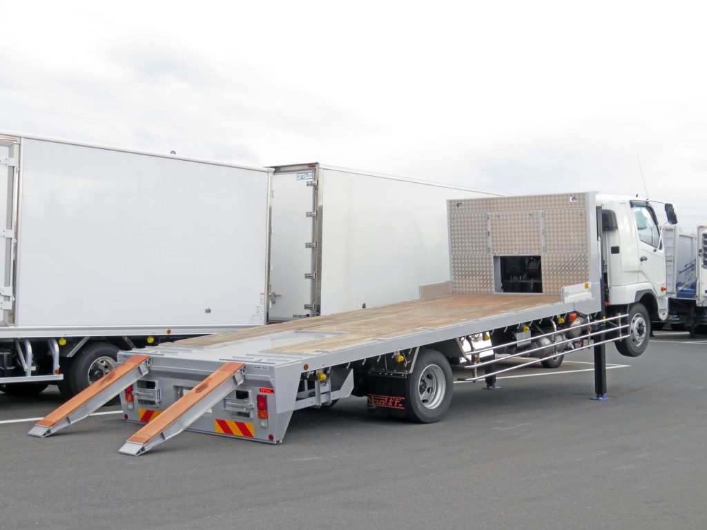 三菱 ファイター 2KG-FK62FZの写真4