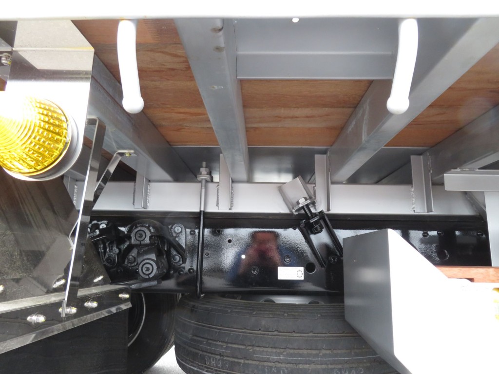 シャーシとネタの状態です。|三菱 ファイター 2KG-FK62FZの写真5