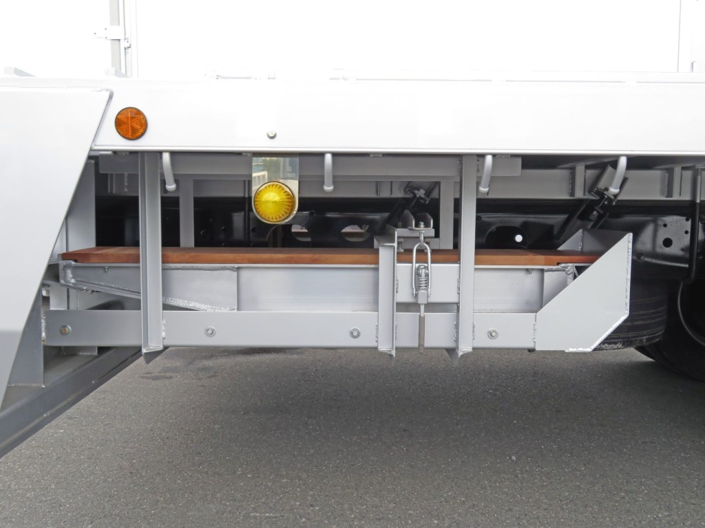 格納した状態です。|三菱 ファイター 2KG-FK62FZの写真15