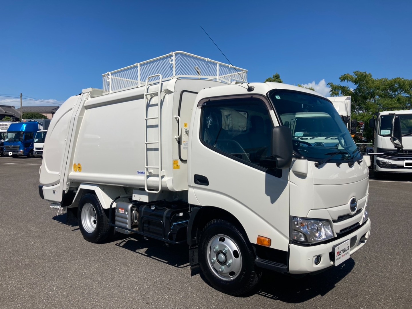 日野の未使用ショートパッカー車です。|日野 デュトロ 2KG-XZU605X(2WD)の写真2