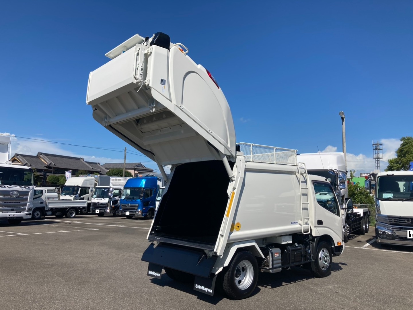 日野 デュトロ 2KG-XZU605X(2WD)の写真4
