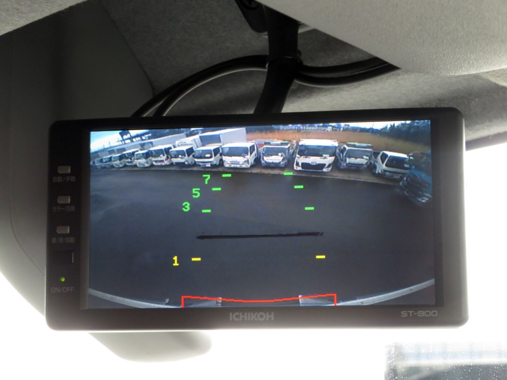 液晶バックモニター付きです。|いすゞ フォワード 2RG-FRR90T2(2WD)の写真23