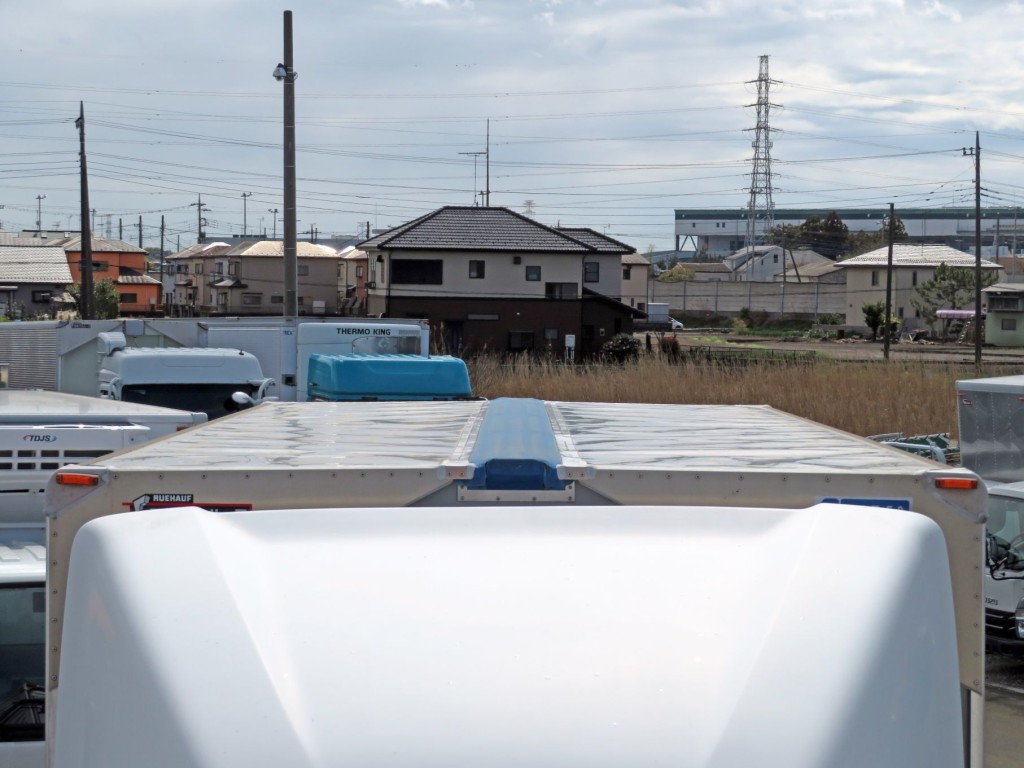 いすゞ フォワード 2RG-FRR90T2(2WD)の写真27