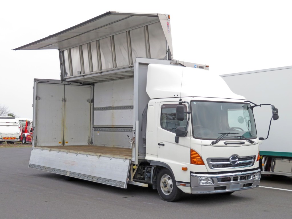 日野 レンジャー TPG-FD7JLAG(2WD)の写真2