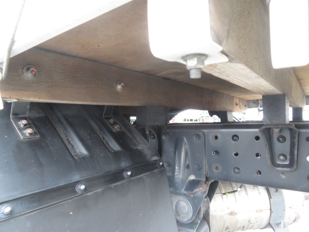 三菱 キャンター 2RG-FBA20(2WD)の写真7