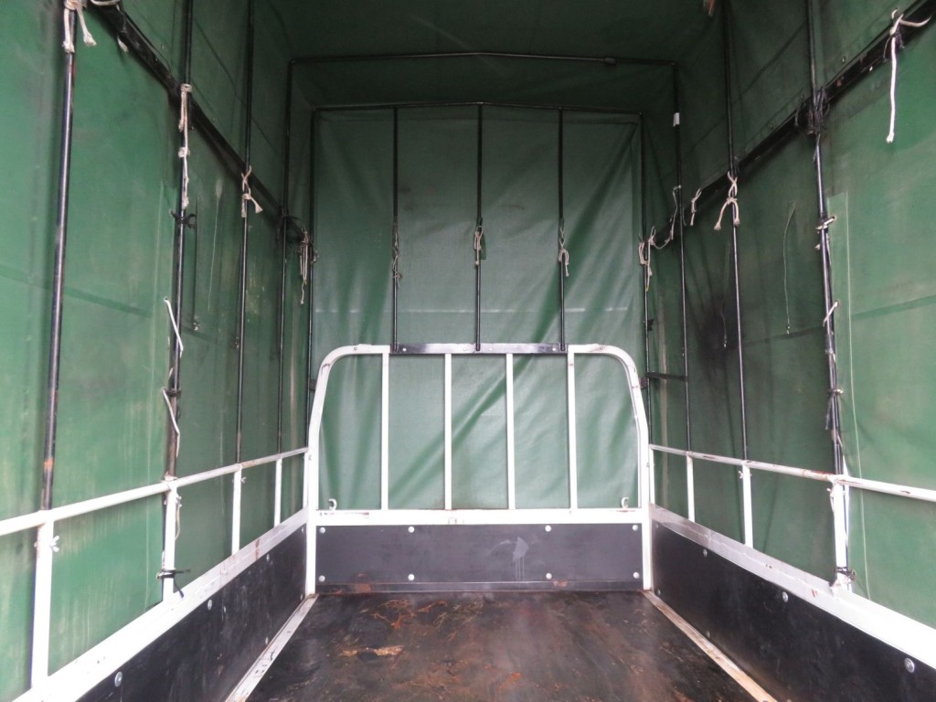 三菱 キャンター 2RG-FBA20(2WD)の写真9