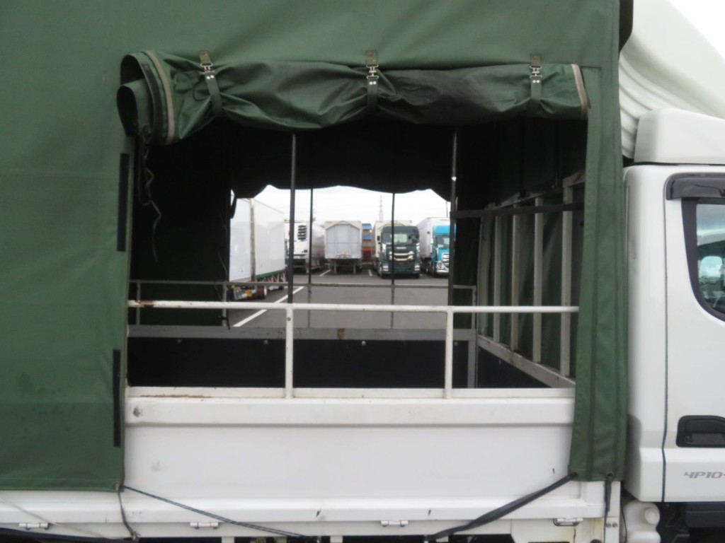 三菱 キャンター 2RG-FBA20(2WD)の写真11