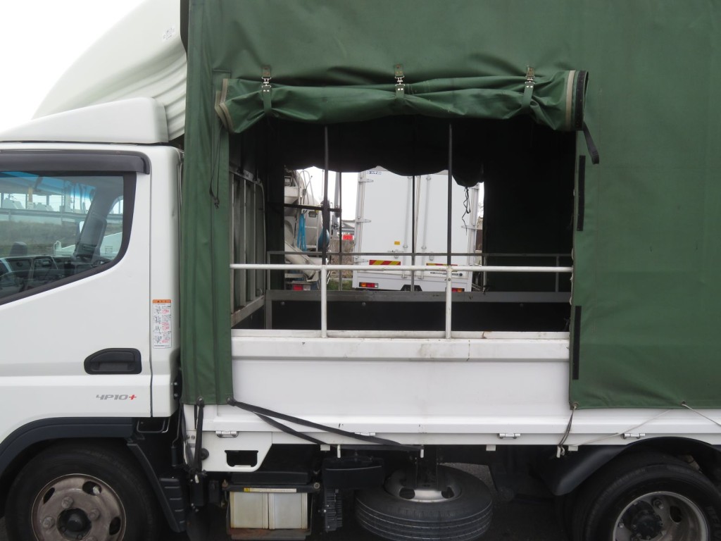 三菱 キャンター 2RG-FBA20(2WD)の写真12