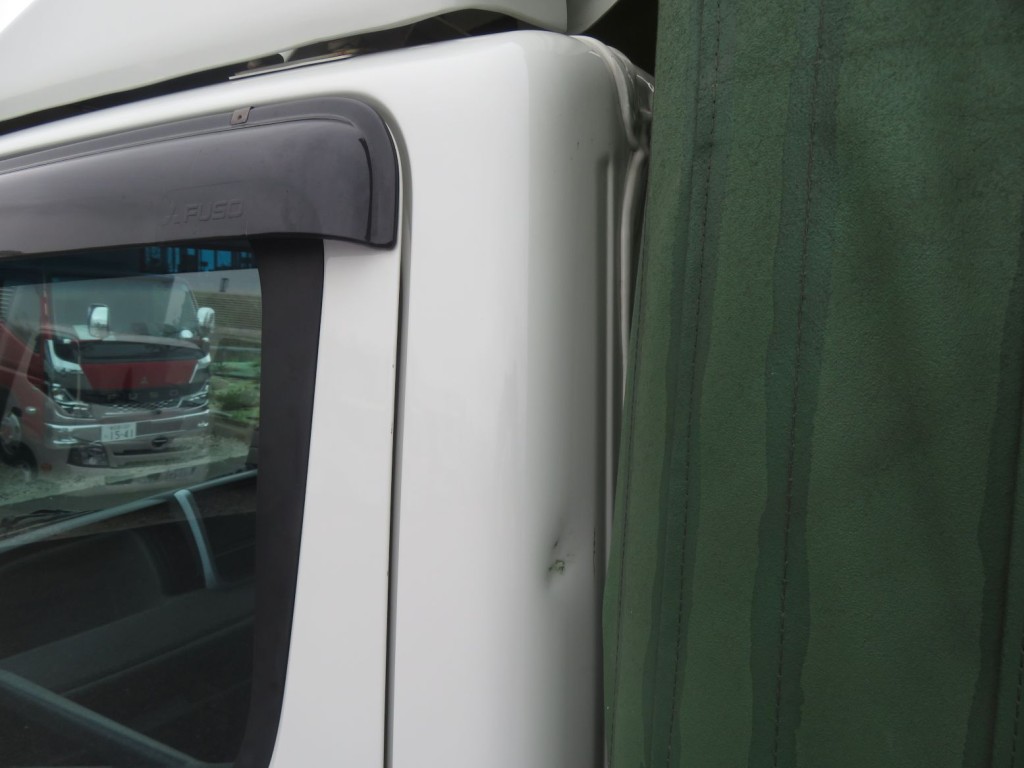 三菱 キャンター 2RG-FBA20(2WD)の写真26