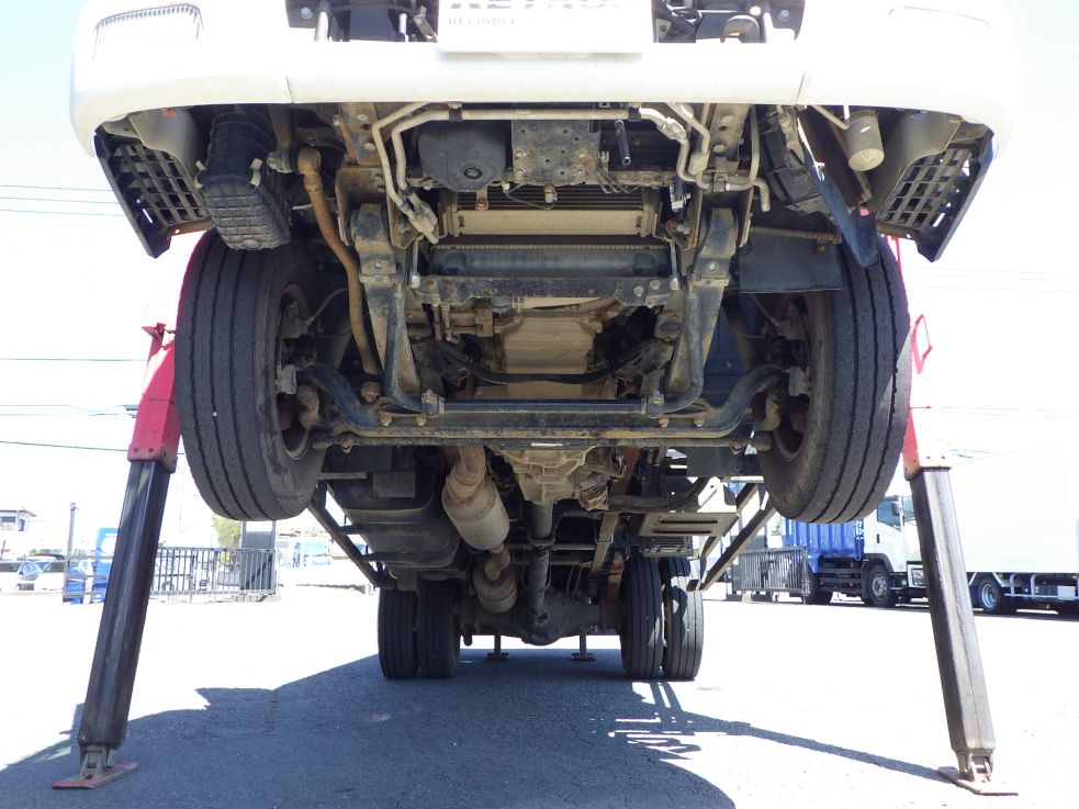 ボディー下周りの状態です。|三菱 キャンター TKG-FEA50の写真10