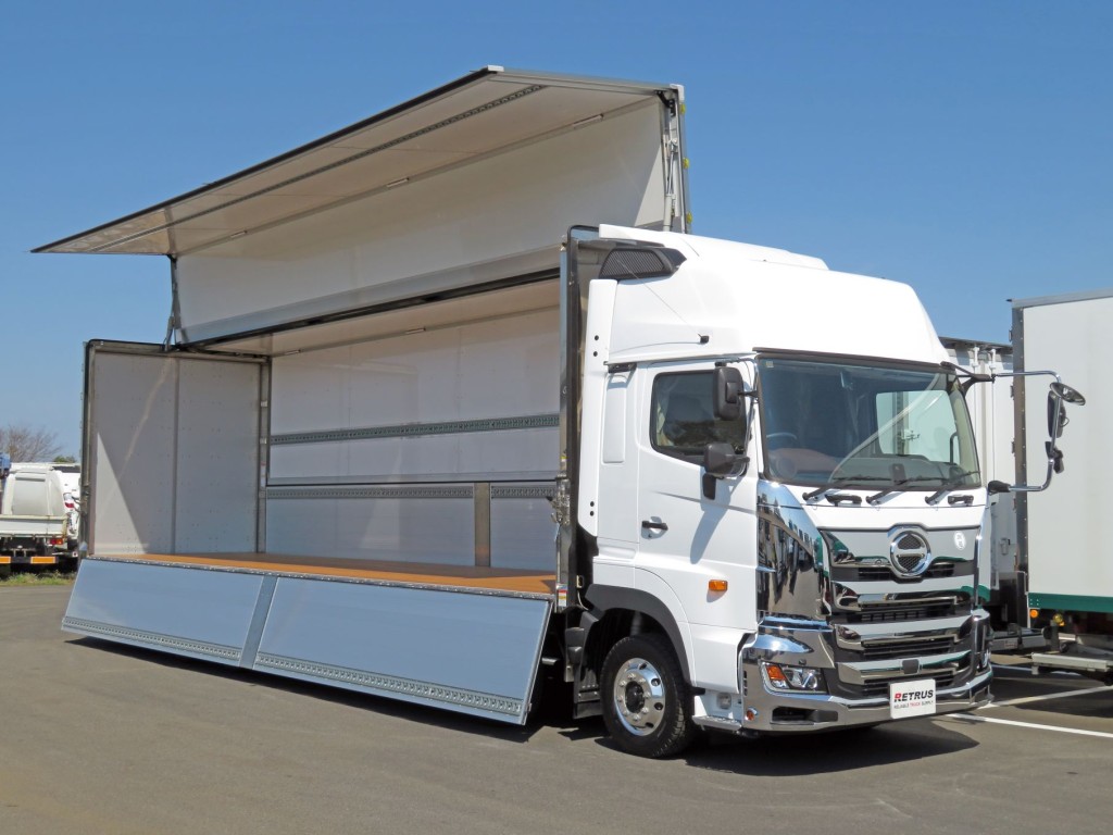 日野 プロフィア 2KG-FW1AHCの写真2